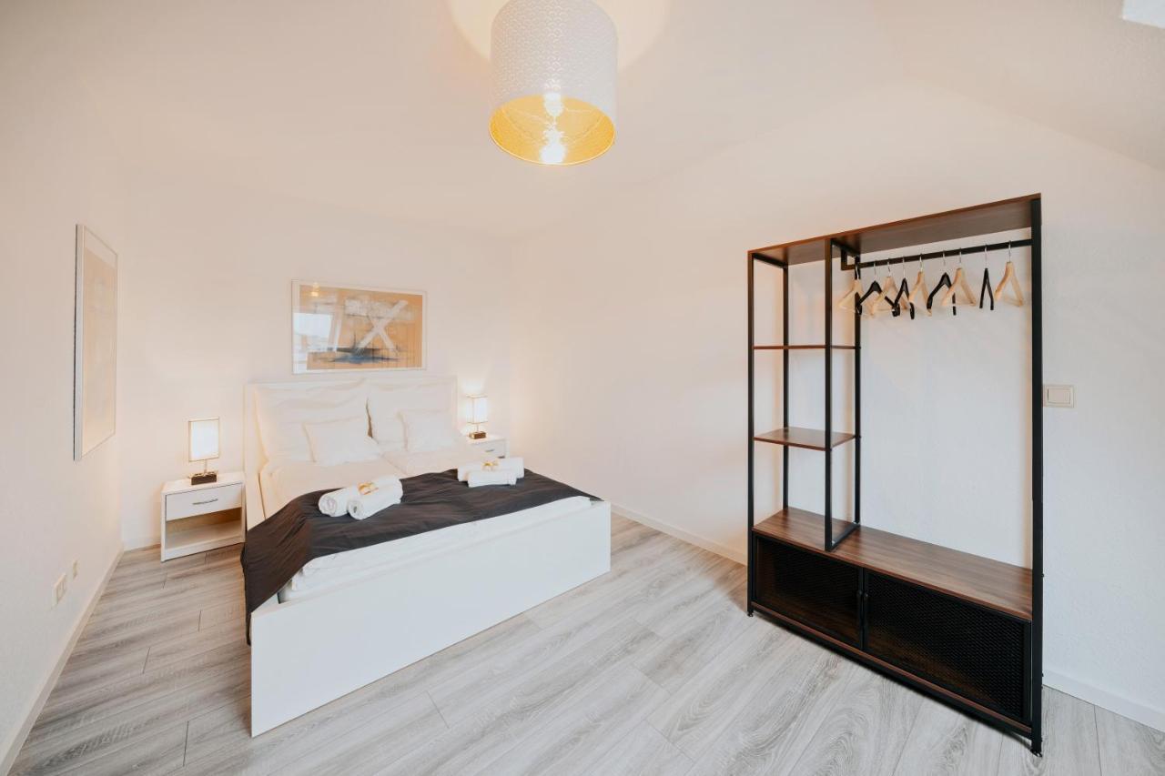 Bliss Place - Serviced Apartment - Arbeitsplatz, Zentral, Kueche, Waschmaschine, Smarttv Magdeburgo Exterior foto